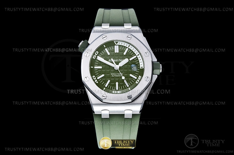 Royal Oak Offshore Diver 15710 SS RU Green APSF A3120