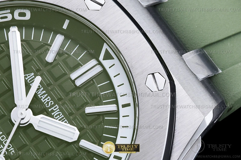 Rep ladies REP Royal Oak Offshore Diver 15710 SS RU Green APSF A3120