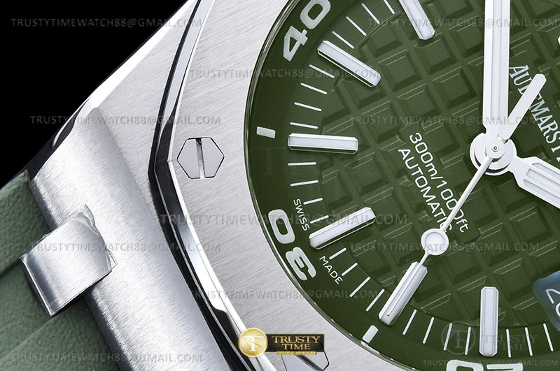 Rep ladies REP Royal Oak Offshore Diver 15710 SS RU Green APSF A3120