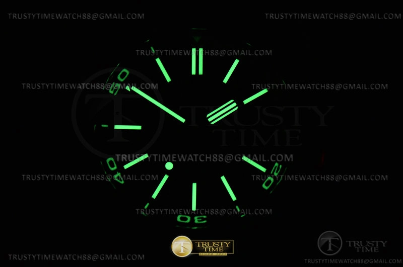 Rep ladies REP Royal Oak Offshore Diver 15710 SS RU Green APSF A3120