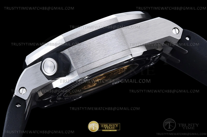 Royal Oak Offshore Diver 15710 SS RU White APSF A3120