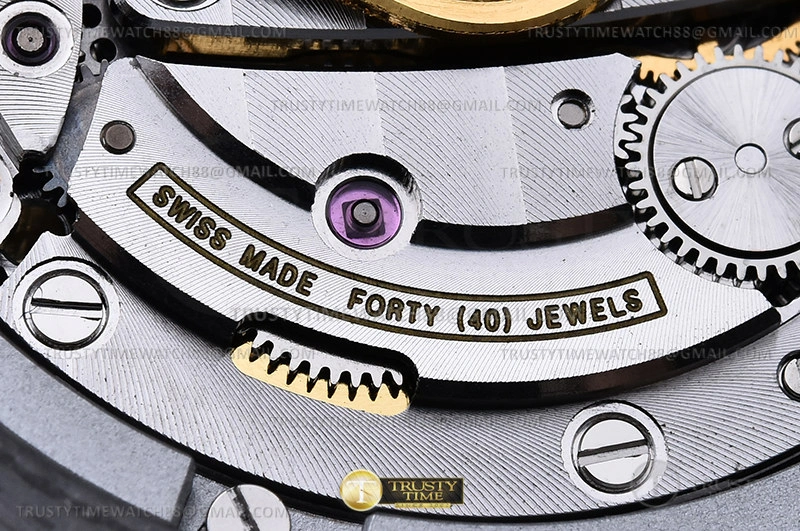 Royal Oak Offshore Diver 15710 SS RU White APSF A3120