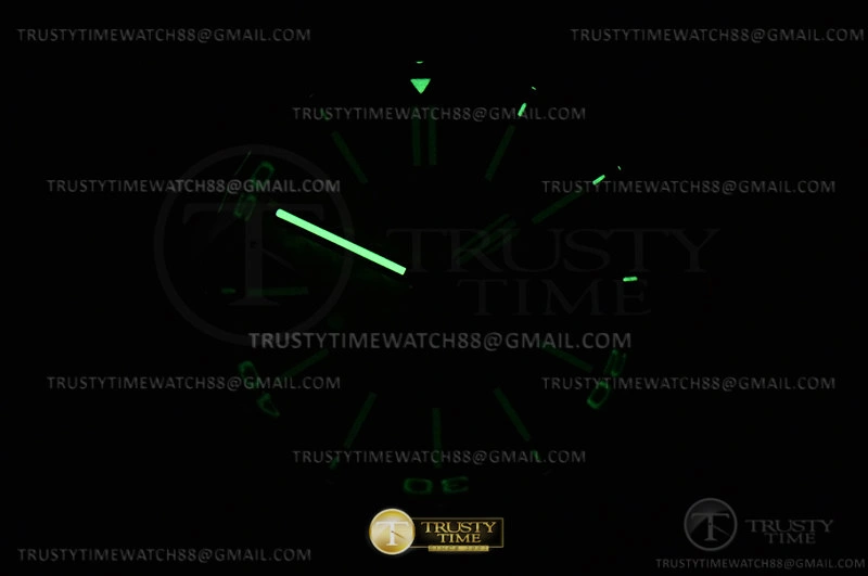 Royal Oak Offshore Diver 15710 SS RU White APSF A3120