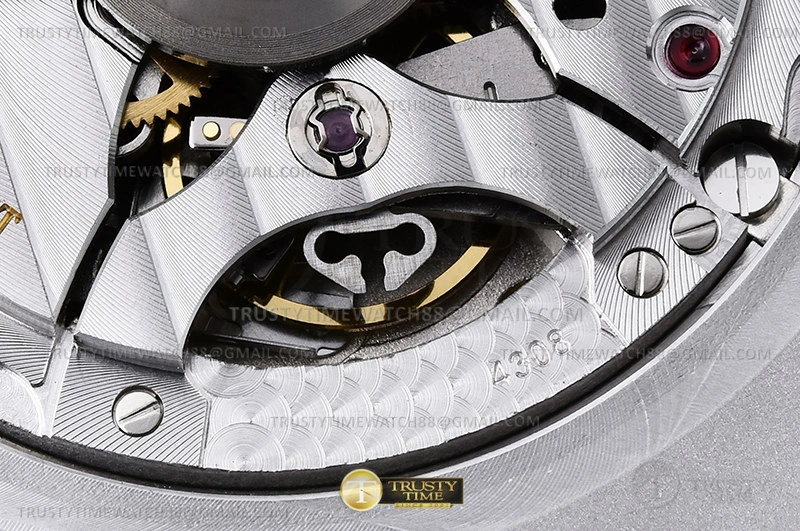 Hyper Peter Royal Oak Offshore Diver 15720 SS RU Blue APF A4308