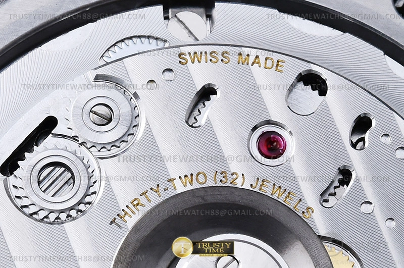 Cheap HOT Royal Oak Offshore Diver 15720 SS RU Grn APF A4308