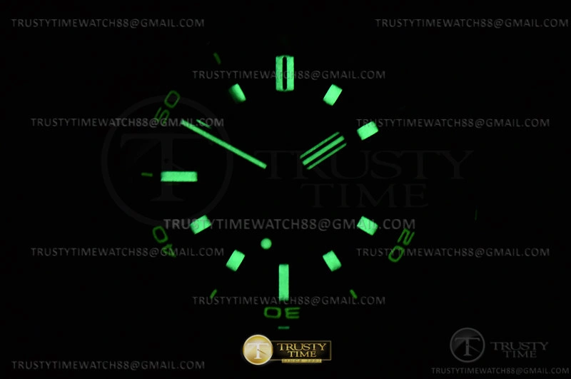 Cheap HOT Royal Oak Offshore Diver 15720 SS RU Grn APF A4308