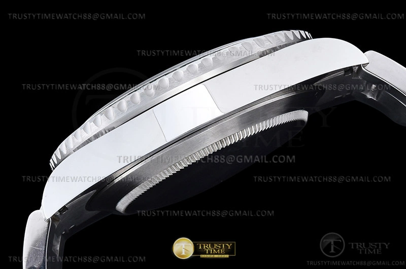 Submariner 116610LV 904L Dia SS SS Grn Noob A2824