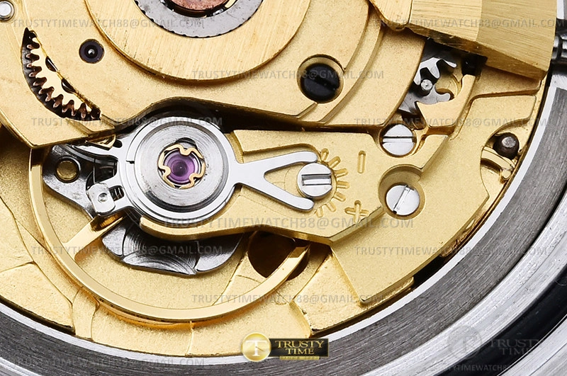 Submariner 116610LV 904L Dia SS SS Grn Noob A2824