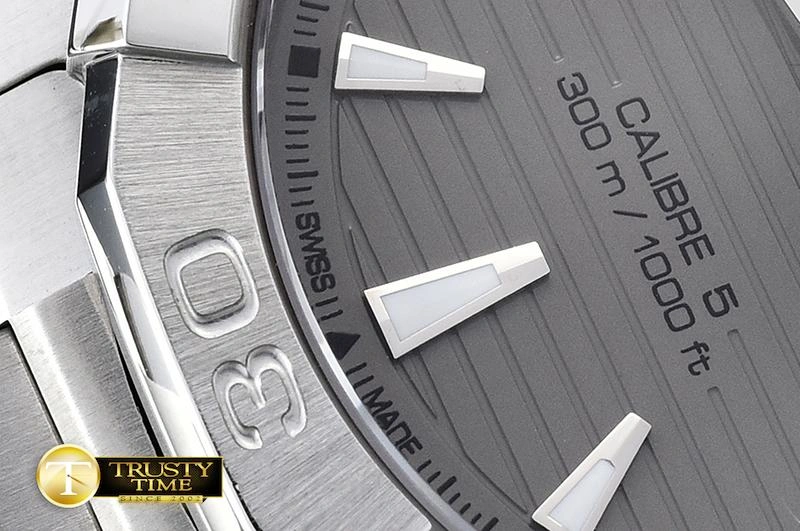 TAG0296A – AquaRacer Calibre