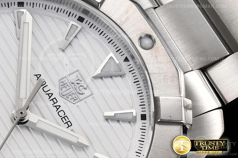 TAG0352C – Aquaracer Caliber