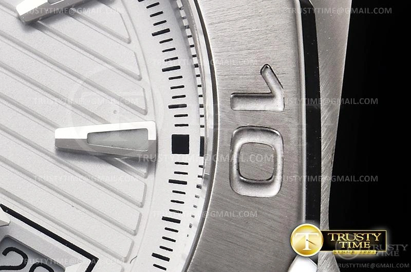 TAG0352C – Aquaracer Caliber