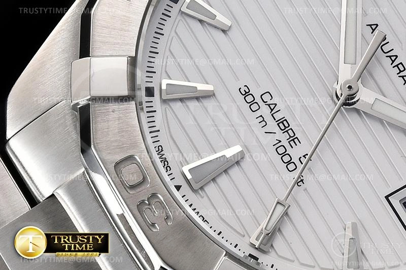 TAG0352C – Aquaracer Caliber