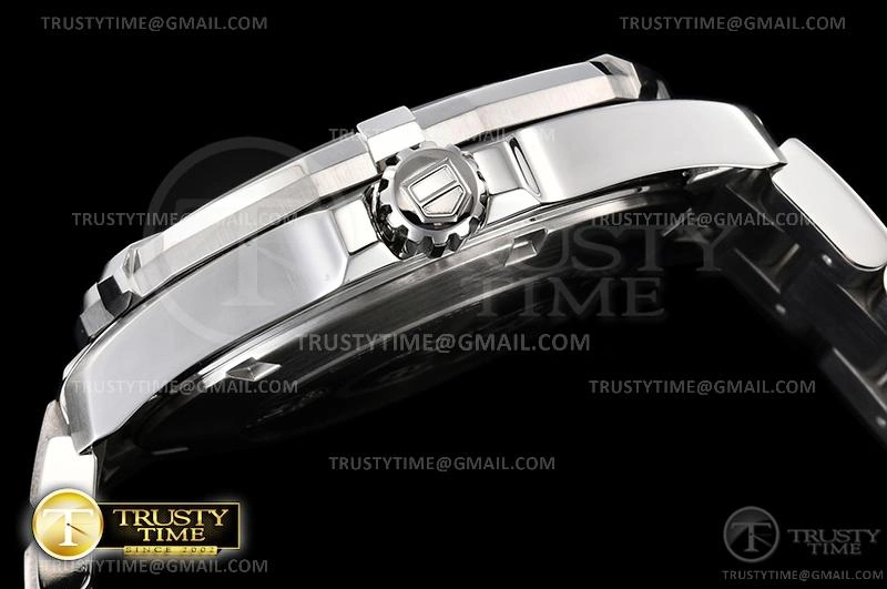 TAG0352C – Aquaracer Caliber