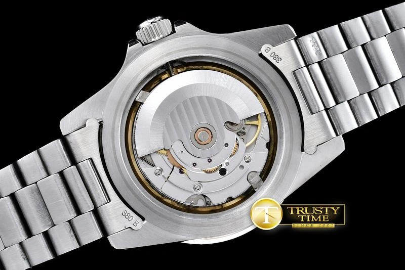 TUD031A – Submariner