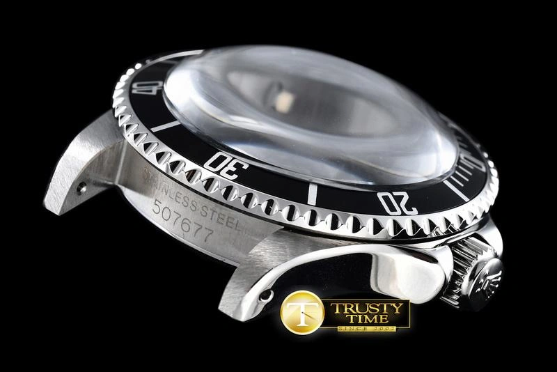 TUD031A – Submariner