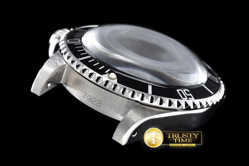 TUD031A – Submariner