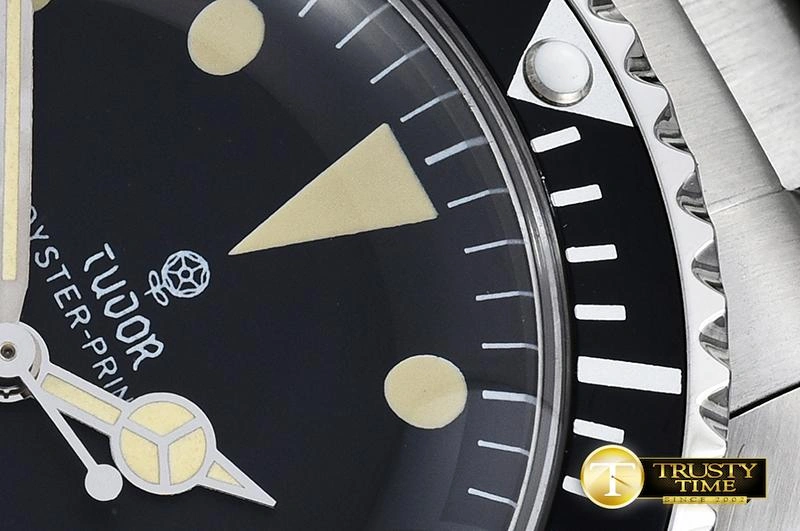 TUD041B – Tudor Vintage
