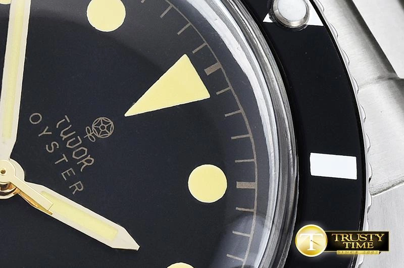 TUD041E – Tudor Vintage