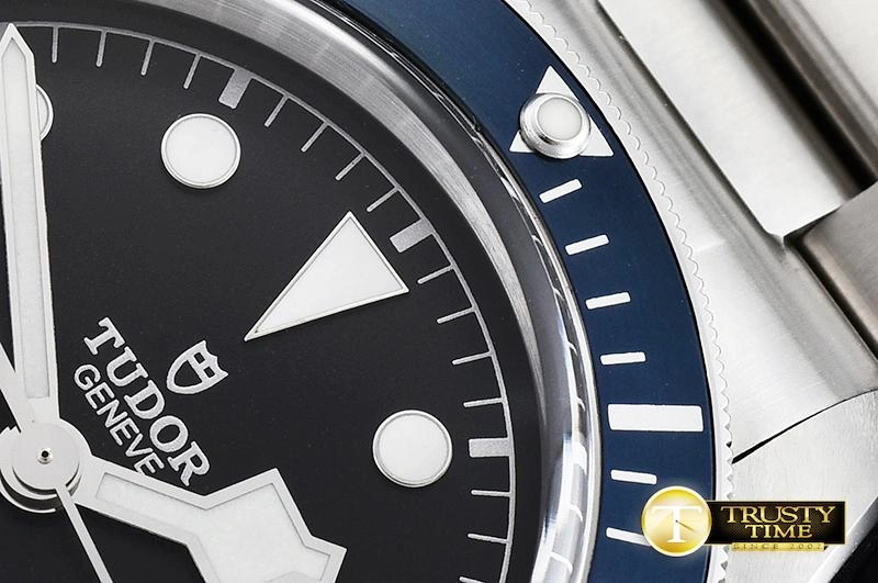 TUD042 – Heritage Black Bay