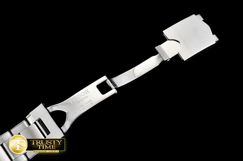 TUD042 – Heritage Black Bay