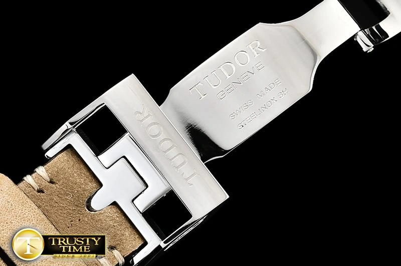 TUD059B – Heritage Black Bay