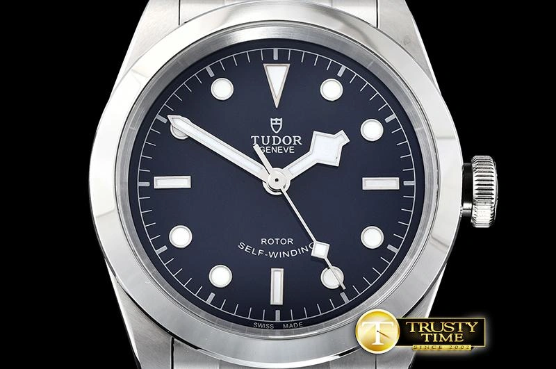 TUD063A – Heritage Black Bay