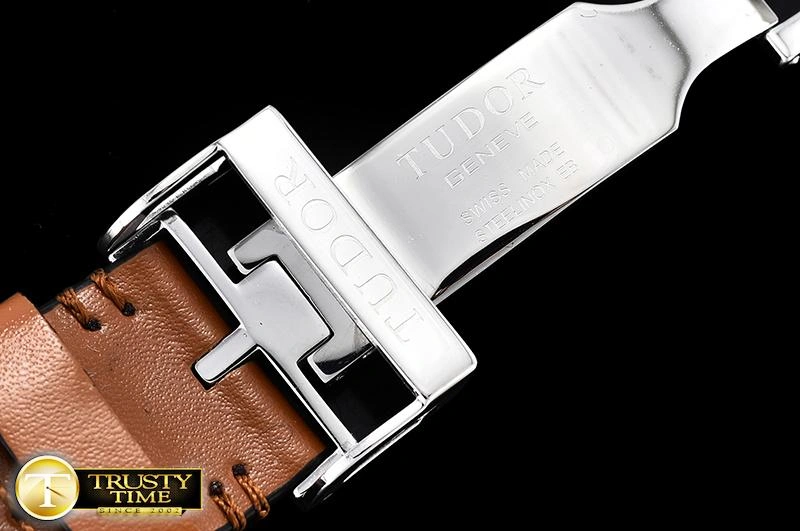 TUD063A – Heritage Black Bay