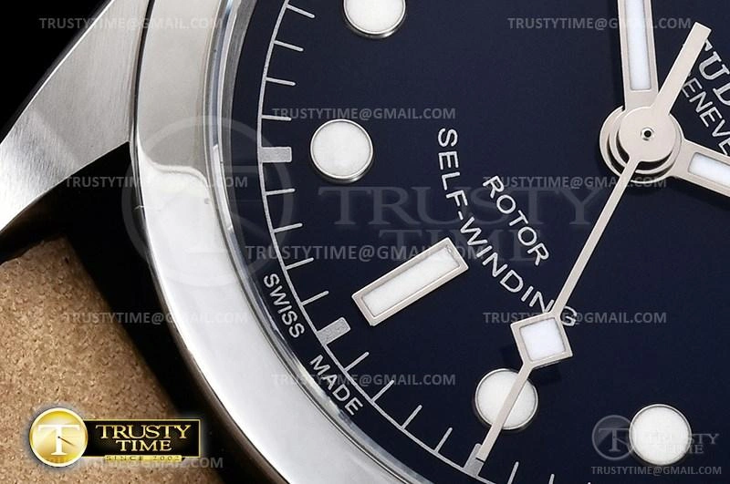 Hyperpeter TUD070A – Heritage Black Bay