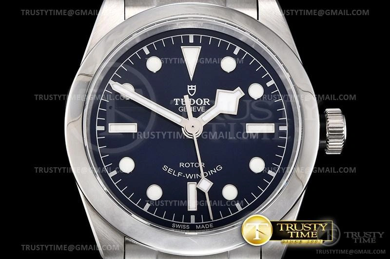 TUD070B – Heritage Black Bay