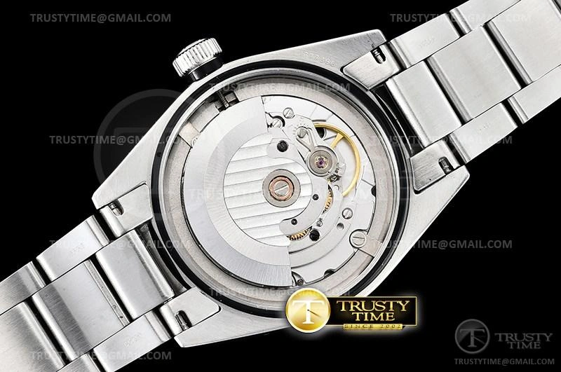 TUD070B – Heritage Black Bay