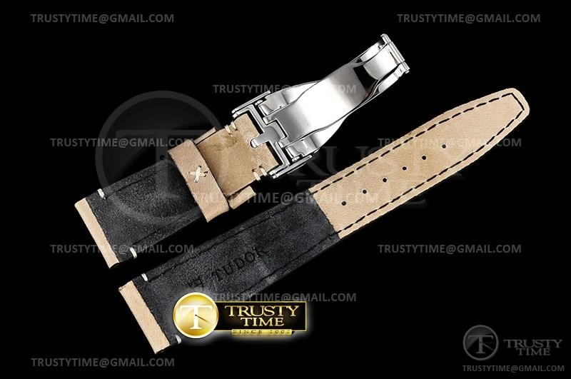 TUD070B – Heritage Black Bay