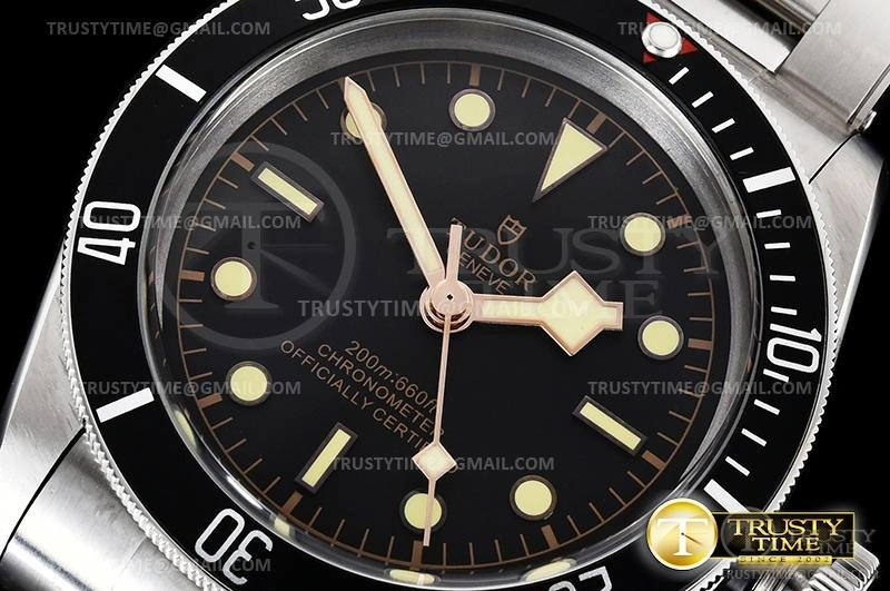 TUD071D – Heritage Black Bay