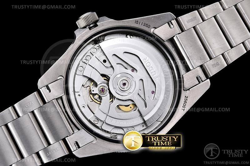 TUD072 – Tudor Pelagos Titanium