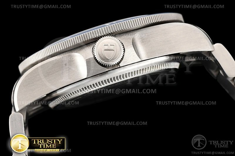 Hyperpeter TUD073 – Tudor Pelagos Titanium