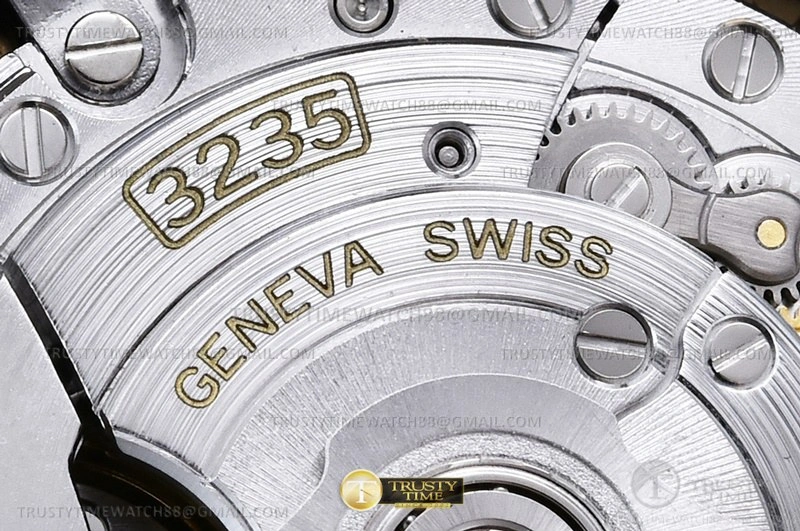 YachtMaster 226659 42mm SS RU FE Clean VR3235