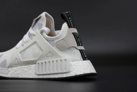 Inspired design ADIDAS ORIGINALS NMD XR1  DUCK CAMO RUNNING RETRO SNEAKER BOOST BA7233 SportInspired 5850