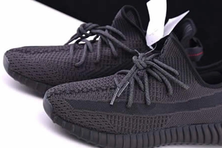 Non-authentic version ADIDAS YEEZY BOOST 350 V2 BLACK NON REFLECTIVE FU9006 HighQuality 7635