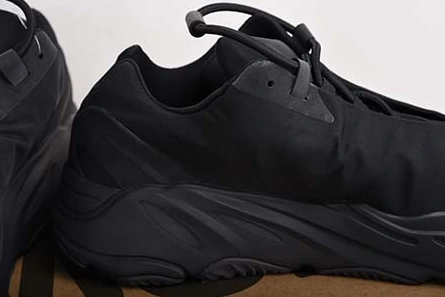 Superclone ADIDAS YEEZY BOOST 700 MNVN TRIPLE BLACK - FV4440 Trendsetting 8393