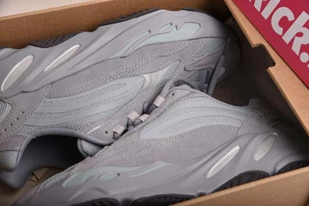 Cost-effective ADIDAS YEEZY BOOST 700 V2 “HOSPITAL BLUE” - FV8424 Lightweight 3974