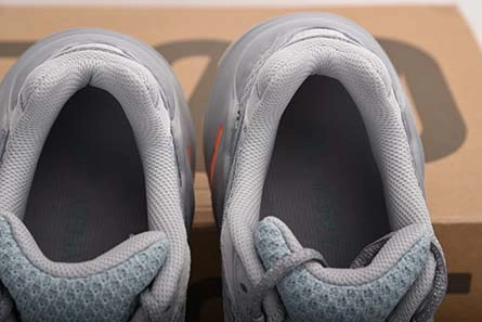 Master copy ADIDAS YEEZY BOOST 700 V2 INERTIA - FW2549 Cozy 1783