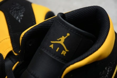 Close-to-original AIR JORDAN 1 MID Functional 9192