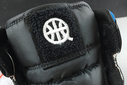 Clearance-priced AIR JORDAN 1 MID QUAI 54-CJ9219-001 Elegant 2003
