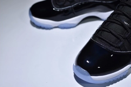 Modestly priced AIR JORDAN 11 RETRO 