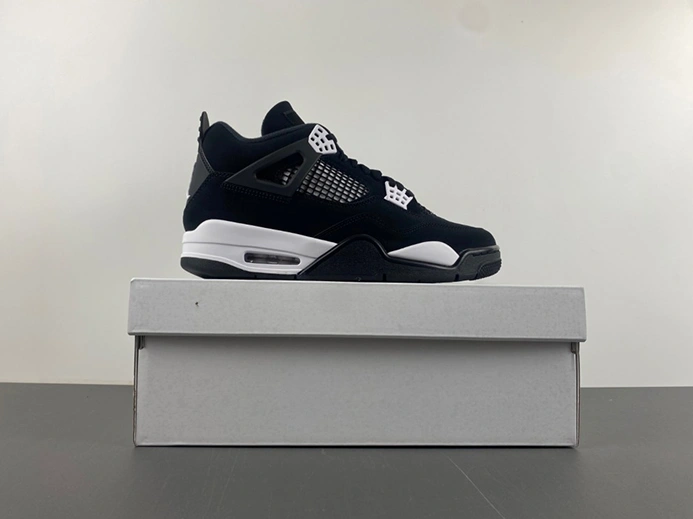 Pricetag-smart AIR JORDAN 4 RETRO 'WHITE THUNDER' FQ8138-001 Affordable 6330