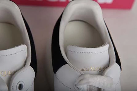 Non-authentic version ALEXANDER MCQUEEN SOLE SNEAKERS -462214-WHGP7-9374 BLACK Bold 4727