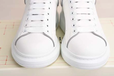 ALEXANDER MCQUEEN SOLE SNEAKERS -462214-WHGP7-9374 LOMINOUS BLACK Minimalist 9098