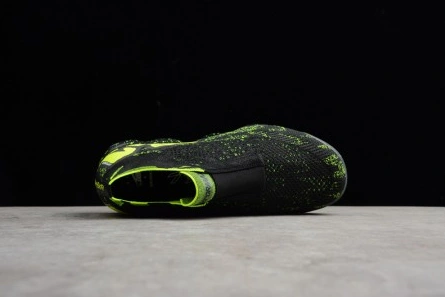 Parallel design Acronym Nike Mens Air VaporMax Moc 2 Black Volt AQ0996-007 Unique 3752