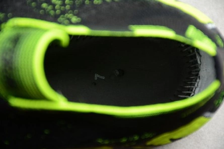 Parallel design Acronym Nike Mens Air VaporMax Moc 2 Black Volt AQ0996-007 Unique 3752
