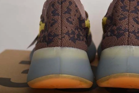 Inspired design Adidas YEEZY 300 Boost FZ4982 Comfortable 8663