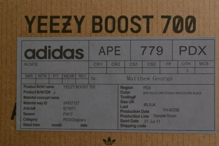 Price-wise Adidas Yeezy 700 Boost Wave Runner B75571 Modern 4502